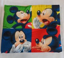 Disney Mickey  bélelt csősál